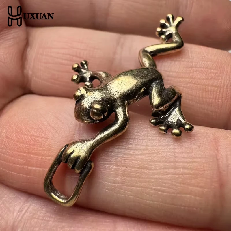 Vintage Brass Frog Statue Frog Decor Charming Contemplative Pose Desktop Ornament Tea Pet Figurine Home Office Decor
