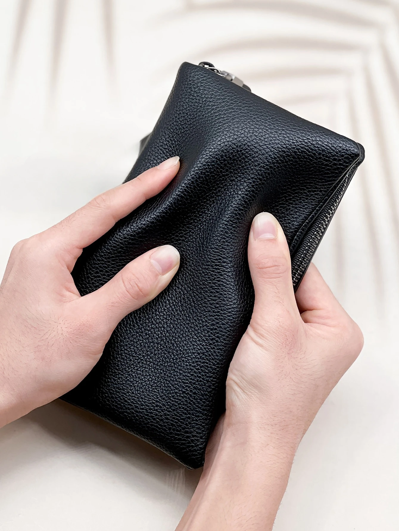 Casual Retro Commuter Clutch Bag Fashion Business Portable Large Capacity Multifunctional Travel Tote Handbag Cell Phone Bag