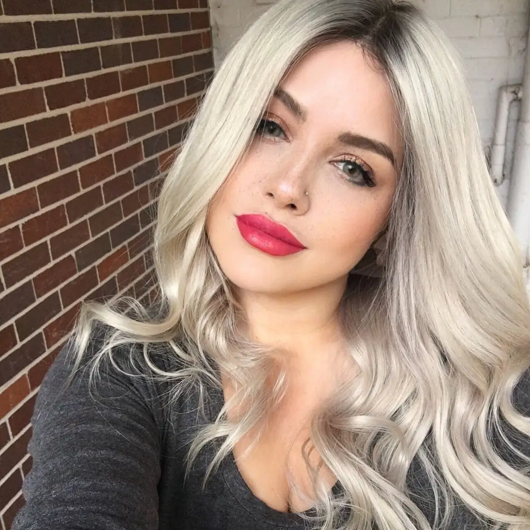Ombre Platinum Blonde Wig Dark Roots Silver Blonde 13x4 Lace Front Wigs for Women Shoulder Wavy Synthetic Hair Glueless HD Wig