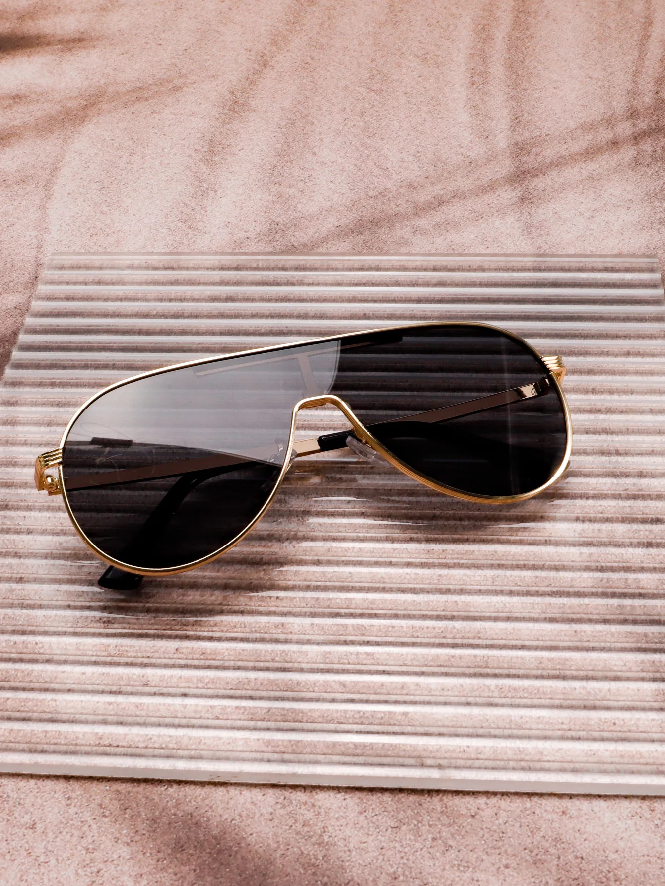 Retro Piloten-Sonnenbrille Unisex Großrahmige Brille Luxuriöse Metallbrille Outdoor-Fahrbrille Punk-Sonnenbrille Einteilige Sonnenbrille – Detail 5