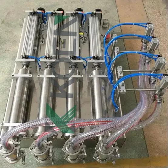 4 Head Liquid Semiautomatic Filling Machine 10-100ML Sauce Packing Machine