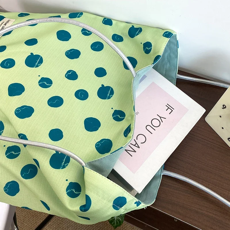 Wendbare Umhängetasche, gepunkteter Vintage-Stil im französischen Stil, Batik-Canvas-Tragetasche, vielseitige Bohemian-Handtasche für Damen – Detail 8