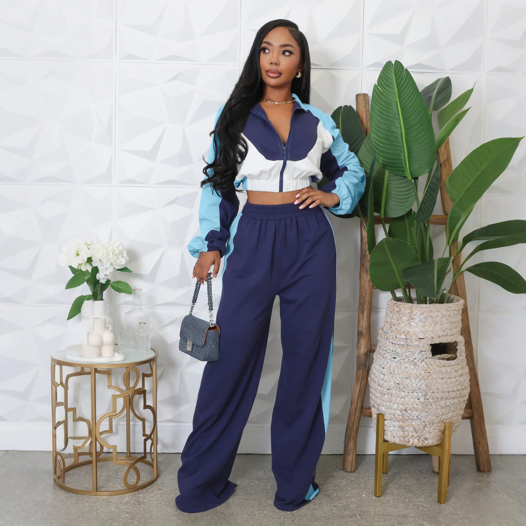 M3087 Lady Color-Plaid Two-Piece Set - Half-Closed Sleeve, Fitted Short Style Jacket, Wide Leg Length - Sporty Sportswear Set