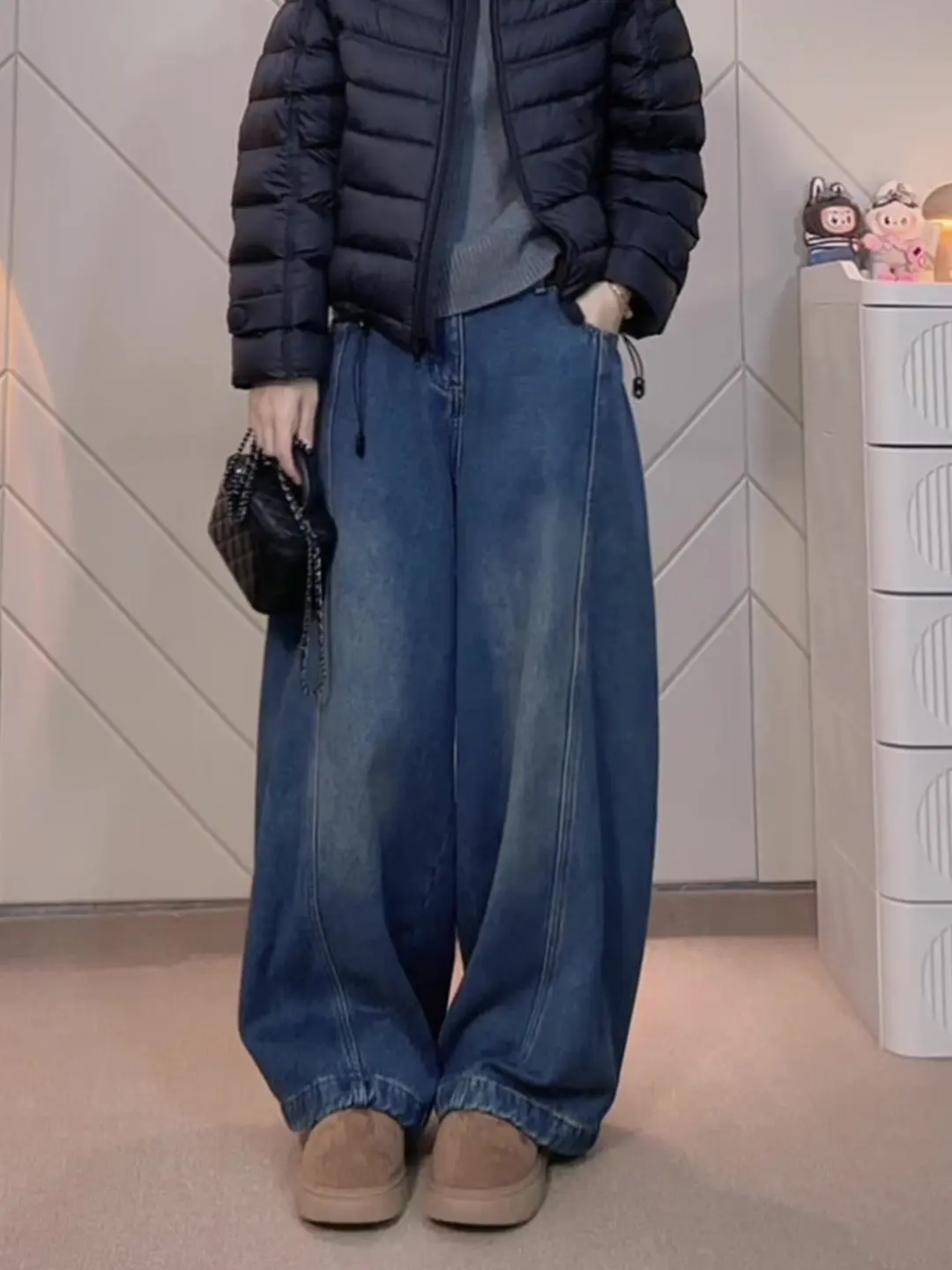 

Women's Fleece Lined Wide Leg Jeans Loose Drapey Slimming Bootcut Pants Casual High Waist Denim Pants Winter Fashion 2025