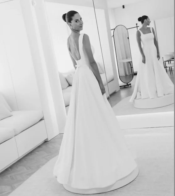 فساتين زفاف 2026 مخصصة لقياس الياقة المربعة للنساء من الساتان فساتين زفاف أنيقة على شكل حرف a vestidos de novia بدون ظهر