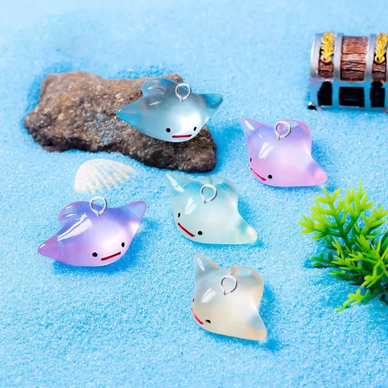10pcs Fashion Animals Luminous Evil Fish Charms for Jewelry Making Kawaii Resin Manta Ray Pendants Crafts DIY Earring Keychain