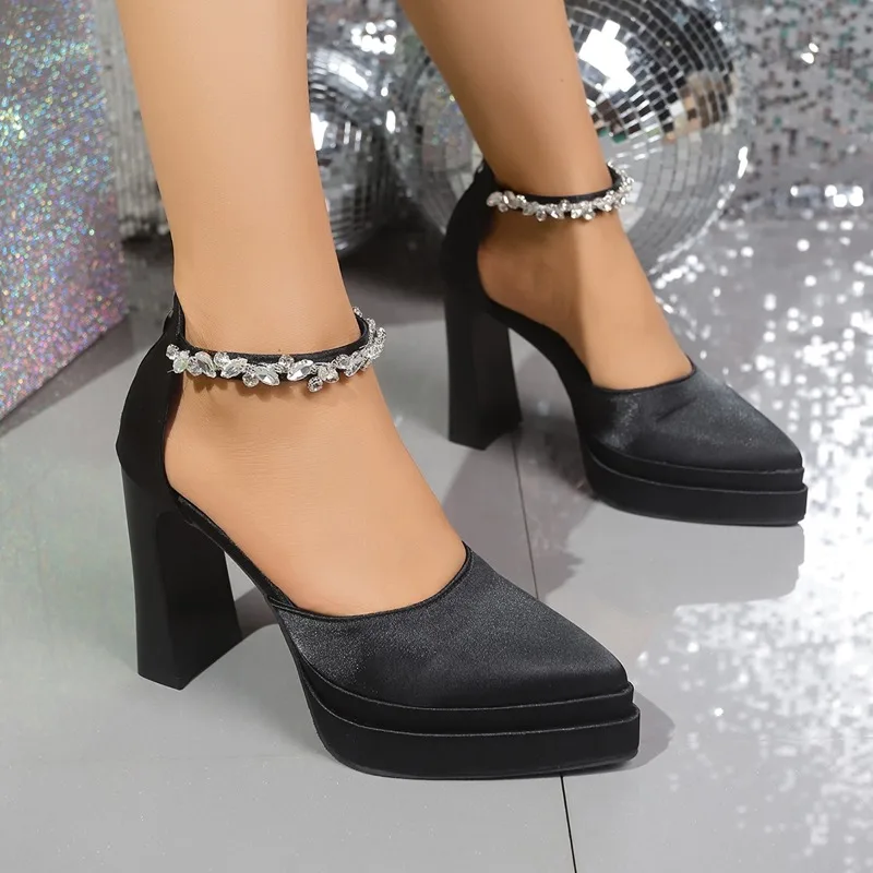 

2025 г., женские летние горячие продажи сезонов, шелковые атласные босоножки на высоком каблуке с острым носком, двухслойные босоножки на очень высоком каблуке с бриллиантами