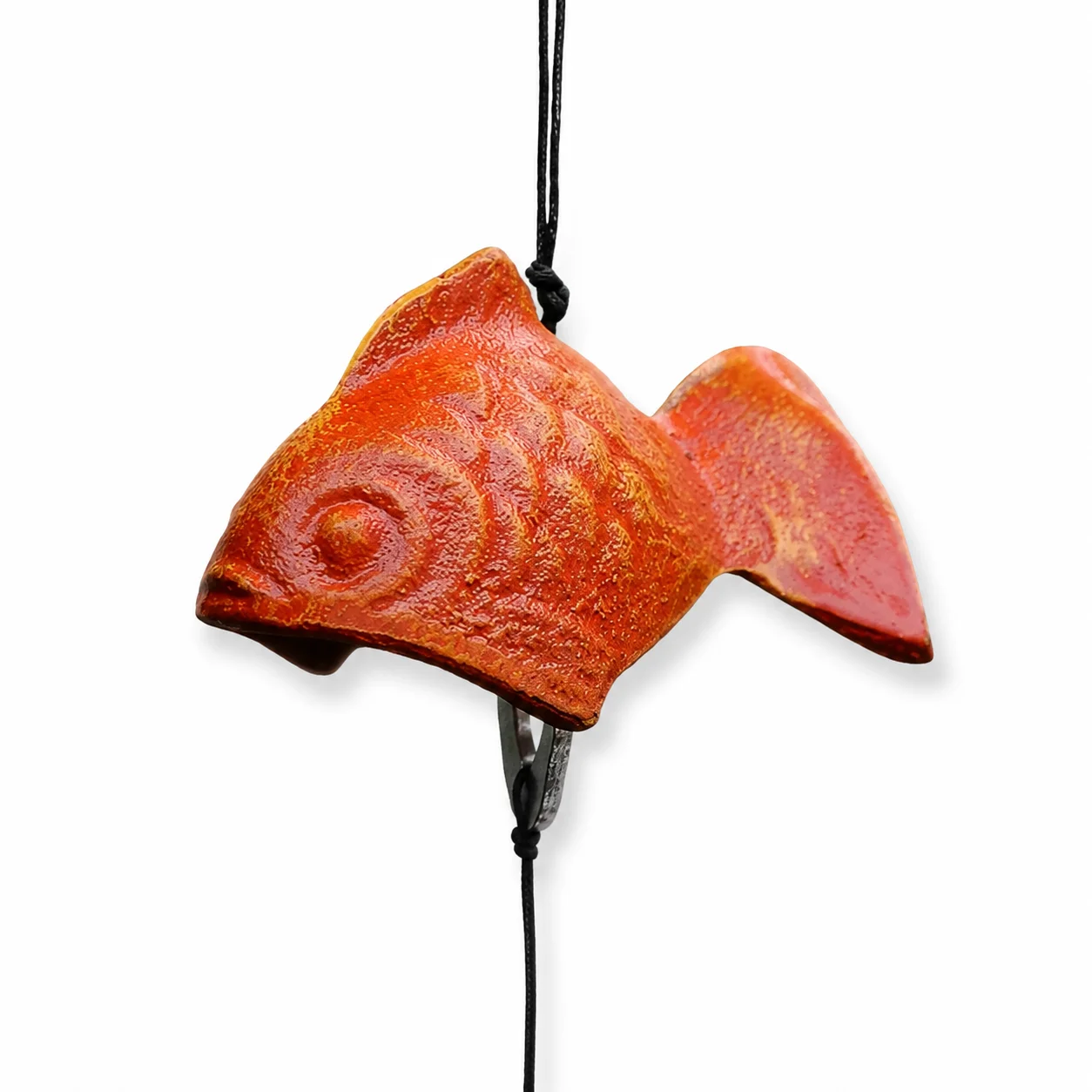 Cast Iron Koi Fish Wind Chime Japanese Style Feng Shui Hanging Temple Bell Outdoor Garden Patio Lawn Decor Battery Free Ornament