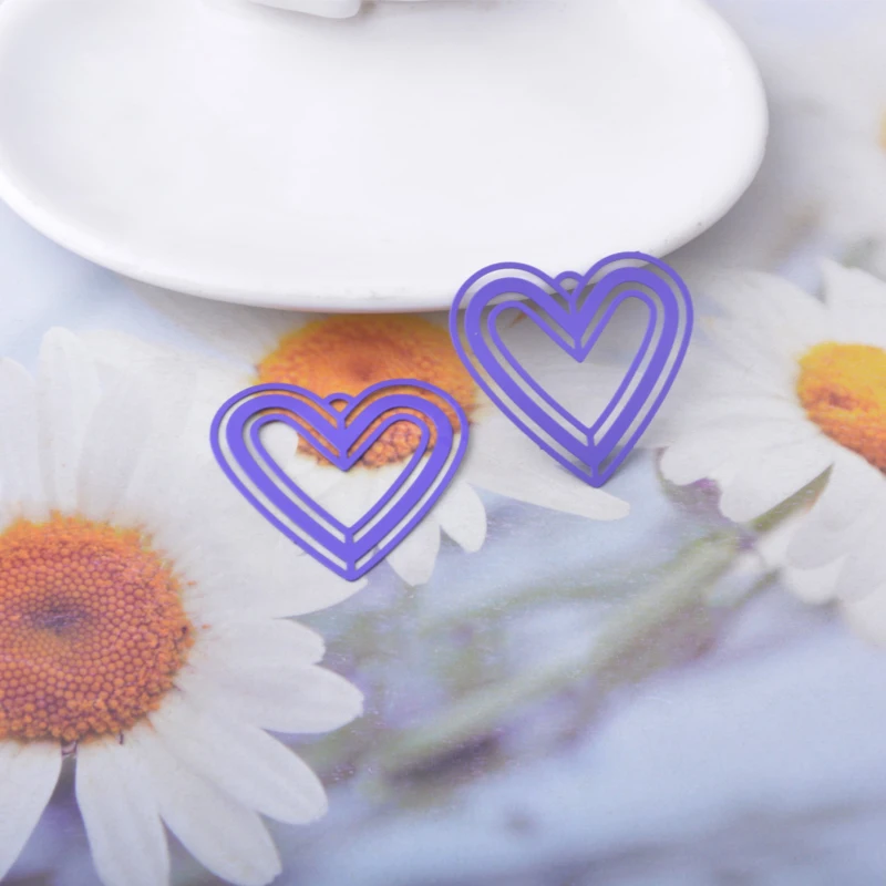 20 Stück AB1700 Messing-Schmuckanhänger in Hellgolden, bemalte Herzanhänger, DIY-Accessoires für Damenohrringe – Detail 9