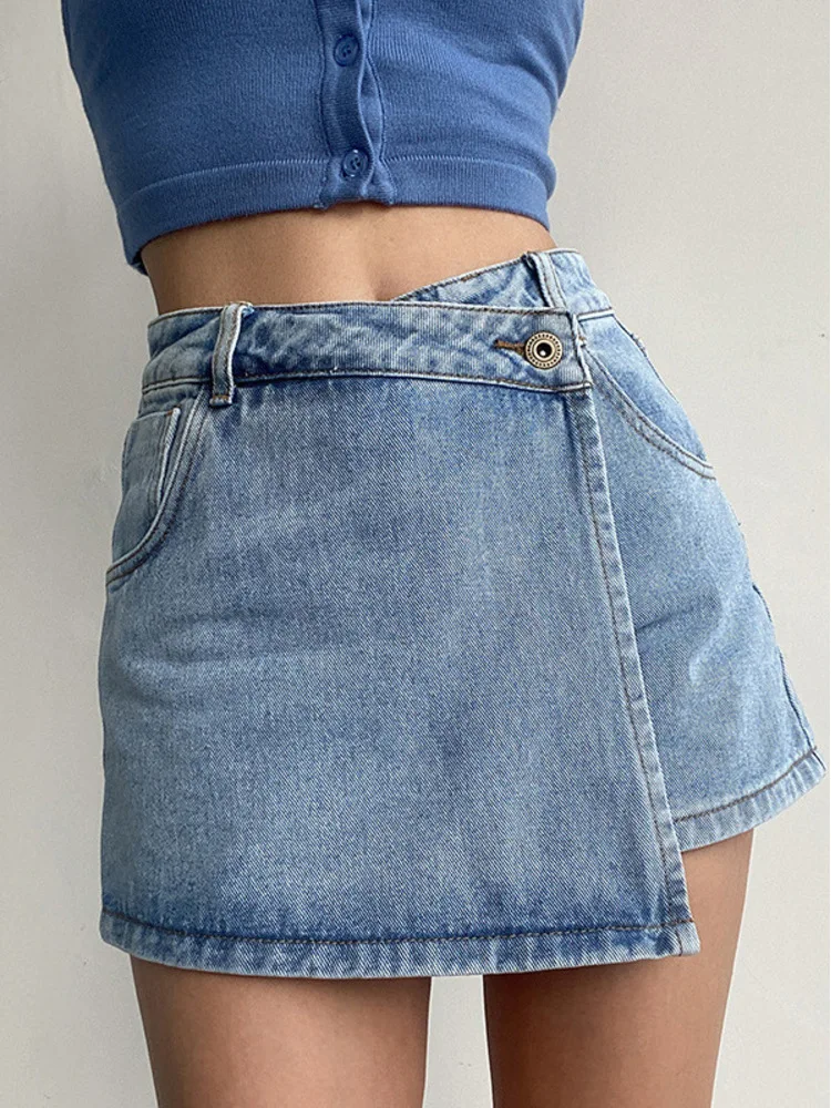 2026 Sommer Damen High-Waist A-Linien-Shorts in hellen Farben mit Fake-Two-Piece-Design, elegante, schlankmachende Hot-Girl-Hose, Denim-Shortsrock
