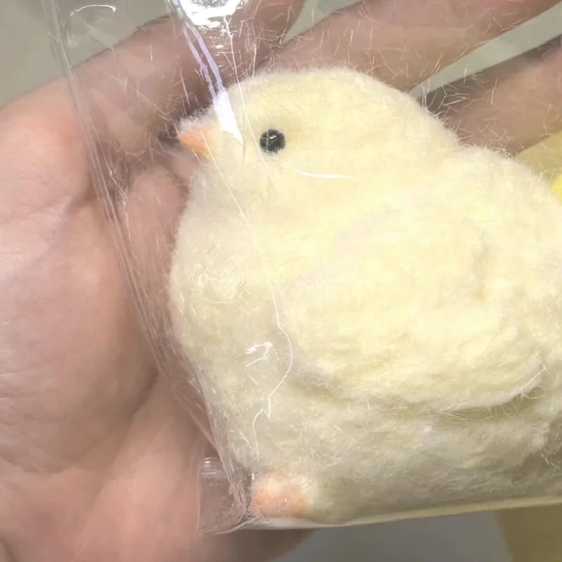 Juguete de peluche Blando hecho a mano para adultos y niños, pollo amarillo de simulación, juguetes para apretar, pollo de silicona, regalo de cumpleaños