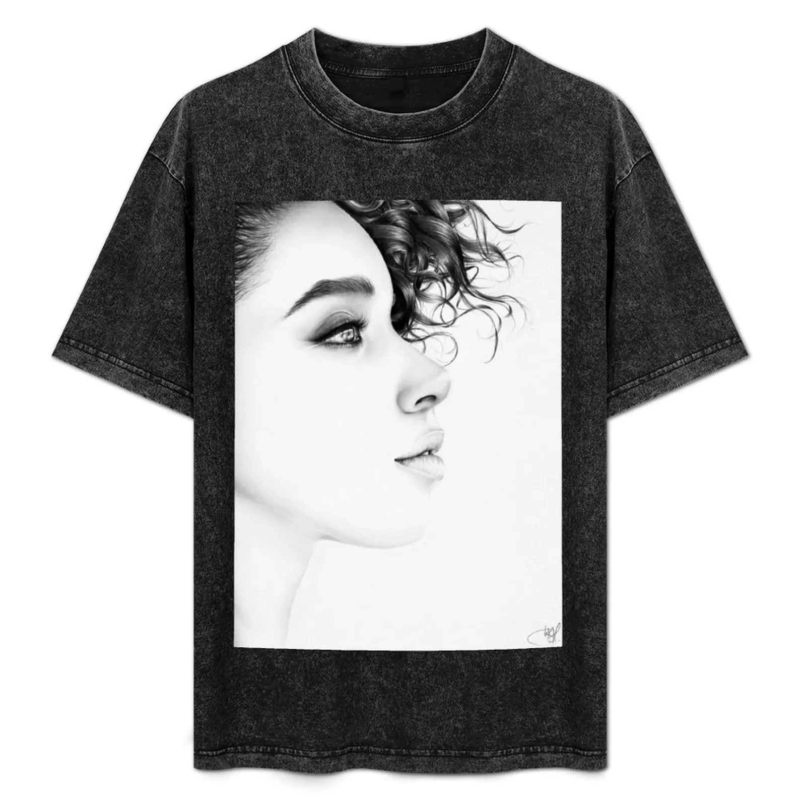 

Lianne La Havas Minimal Portrait T-Shirt Classic Print Short Sleeve Shirt