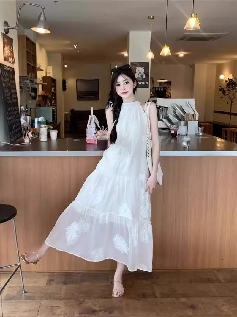 

Gentle and Exquisite Off the Shoulder Hanging Neck Dress for Women's Summer Temperament Princess Vacation Style Loose 9EHN