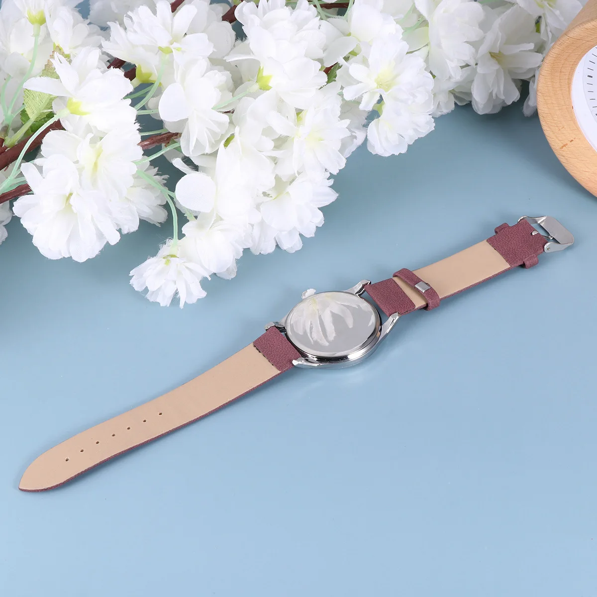 Thin Strap Quartz Watch Red Band Wristwatch for Women Fashion Accurate Minimalist Dress Gift Thin Strap Wristwatch