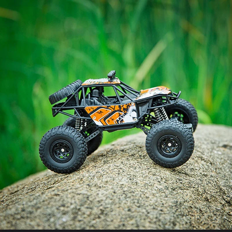 2,4 G ferngesteuertes Geländewagen, leistungsstarkes Motorsimulationsmodell für Strand und Berg, jedes Gelände, kleines RC-Auto
