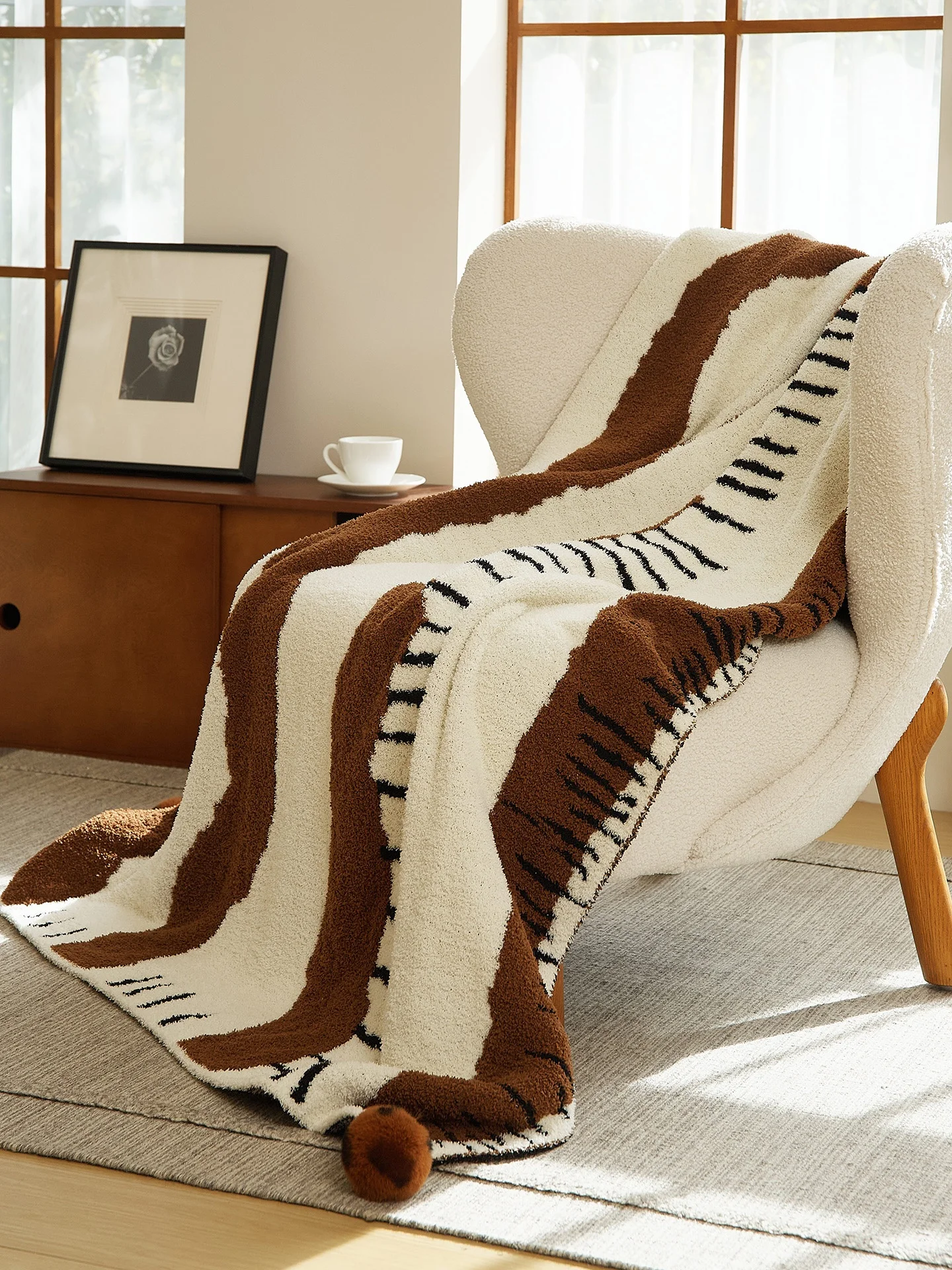 

Утолщенное одеяло с полупушистым покрытием в винтажном стиле, чехол для дивана, теплое покрывало для путешествий, автомобиля, кровати, с полосатым узором, универсальное использование