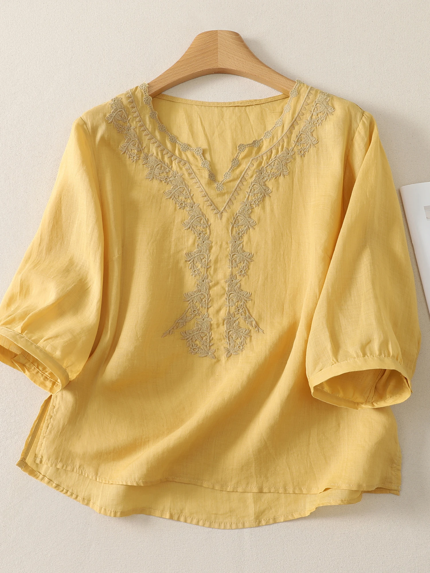 

Authentic Embroidered Short Sleeve Shirt Artistic Loose Women's Casual Breathable Summer 2026 Fashion Vintage Top