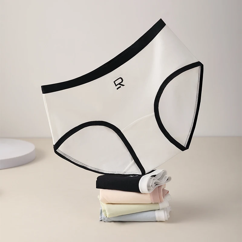 กางเกงในกางเกงผู้หญิงชุดชั้นในสตรีพลัสขนาดกางเกงชั้นในเซ็กซี่ชุดแพ็คชุดชั้นในผ้าฝ้ายสามเหลี่ยมกางเกงไม่มีรอยต่อ Intimates