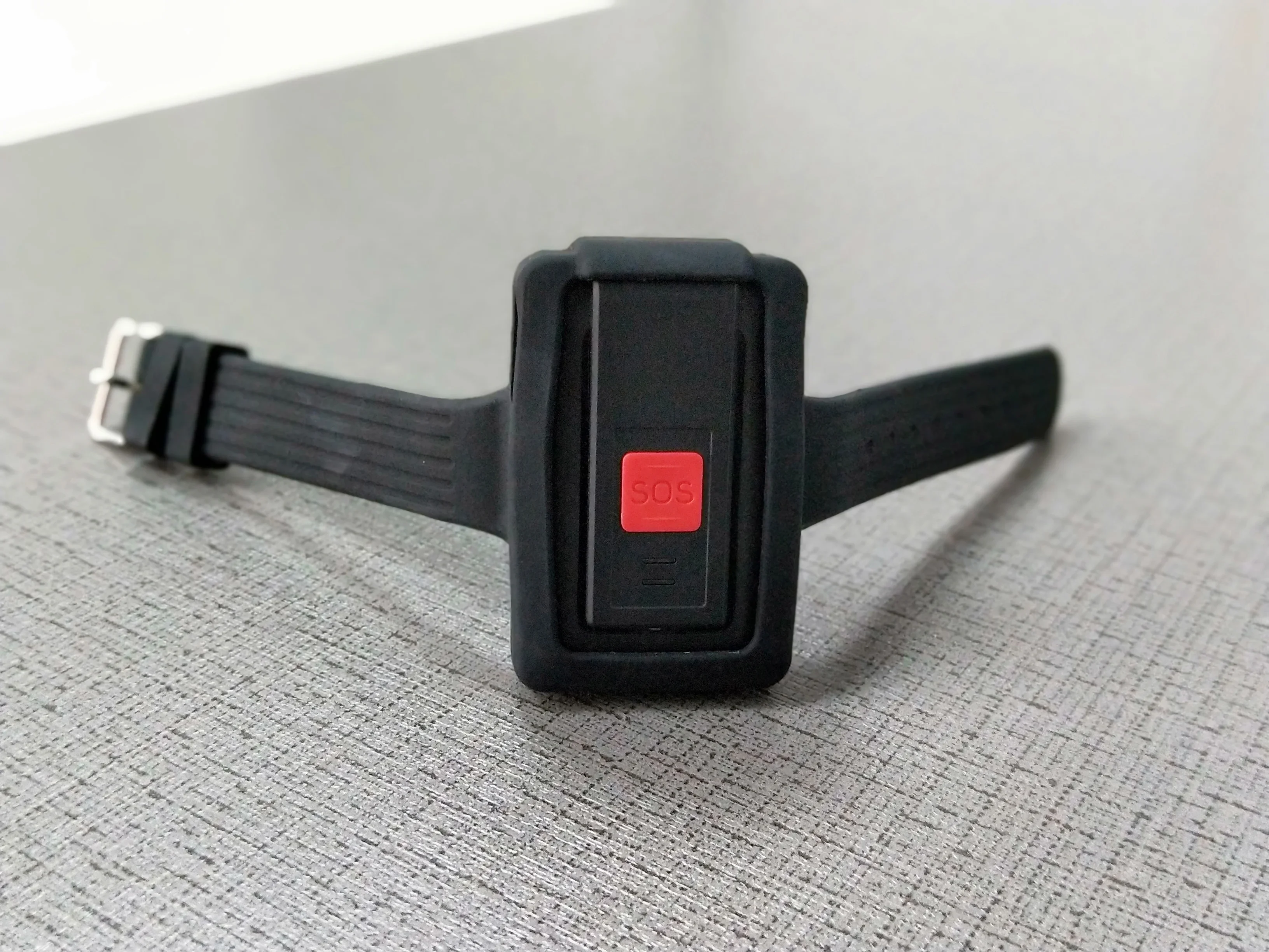 高齢者・子供向けGPSスマートトラッカーブレスレット、転倒検知機能付きGPSトラッカー、4G対応SIMカード付き、緊急通報機能付き