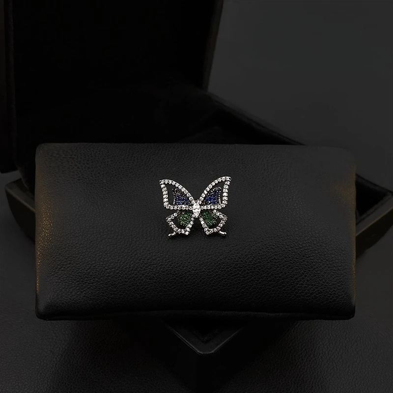 

Mini Exquisite Vintage Butterfly Brooch Ins Trendy Stylish Unique Niche Design Women's Suit Accessory Anti-Slip Clip Gifts 5698
