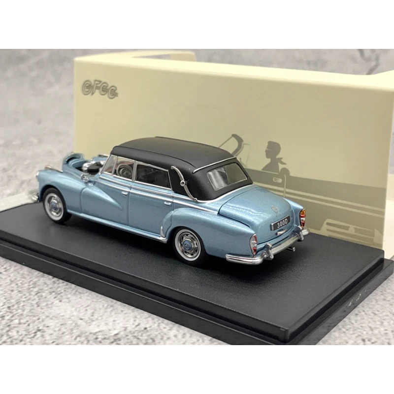 GFCC Diecast 1:64 escala 300D Convertible Vintage coche aleación simulación coche modelo colección recuerdo exhibición adornos regalo