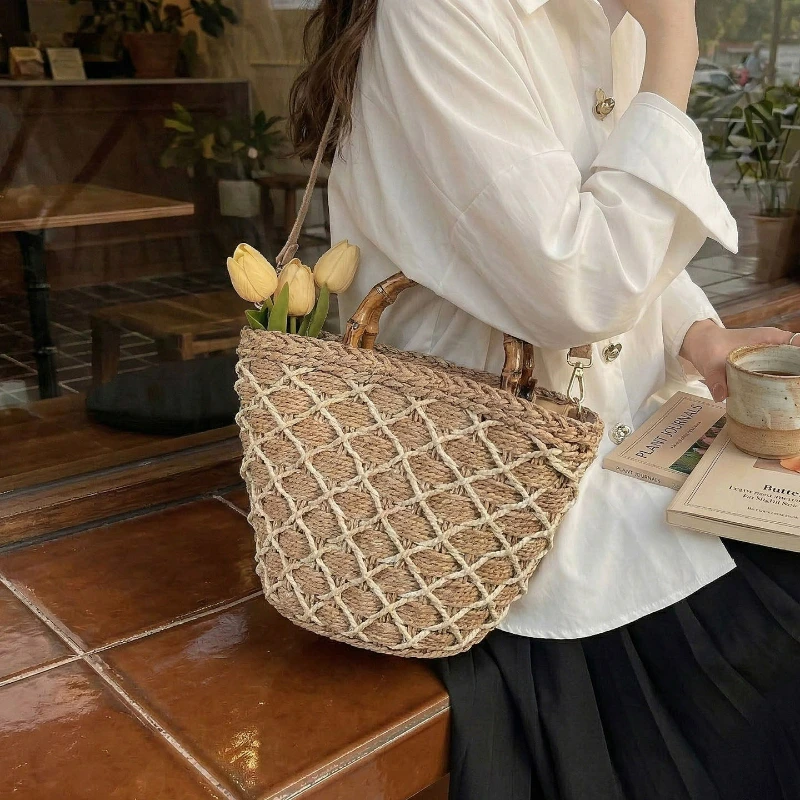 

Leisure Beach Straw Handbag, Women's Summer Versatile Crossbody Bag for Single Shoulder Strap, Lightweight Hand-held Grocery Bag