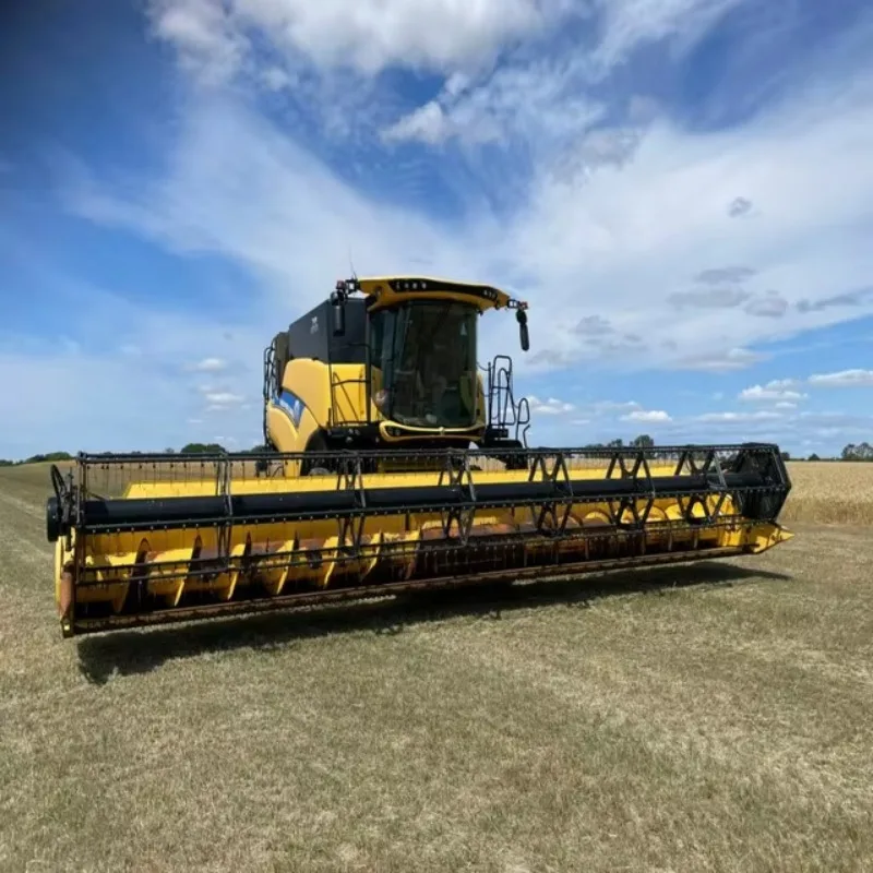 Rainproof Electrical System Rice Combine Harvester Crawler Diesel All Weather Farm Paddy Continuous Harvest Collecting
