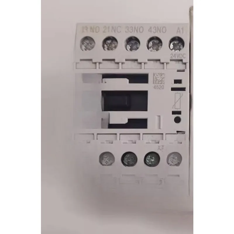 

Детали для контакторов DIL A-40 DILA-22 DILA-31 220VAC