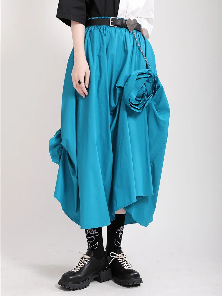 [EAM] High Elastic Waist Blue Three Dimensional Flower Pleated Half-body Skirt Women Fashion New Spring Autumn 2024 1DF5749