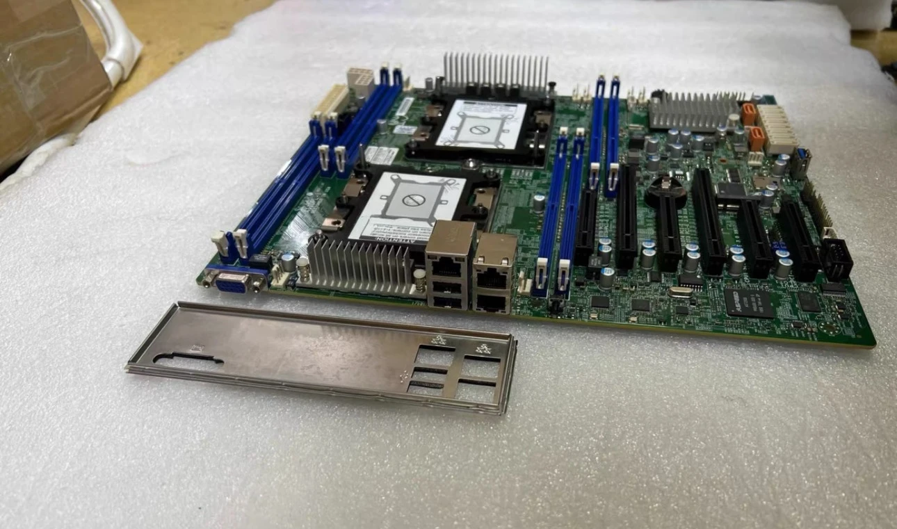 The X11DPL-I supports LGA3647 dual-socket server motherboards