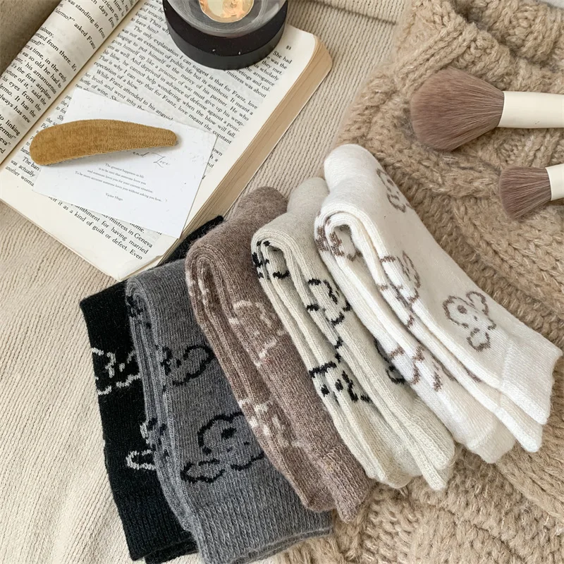 10 pairs of women's autumn winter new cute cartoon puppy mid tube socks warm simple comfortable casual socks