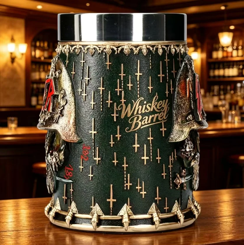 Novelty 3D Sculpted Skull Beer Cup Eagle Wing Handle Stainless Steel Inner Tankard Gothic Home Bar Decor Halloween Party Gift