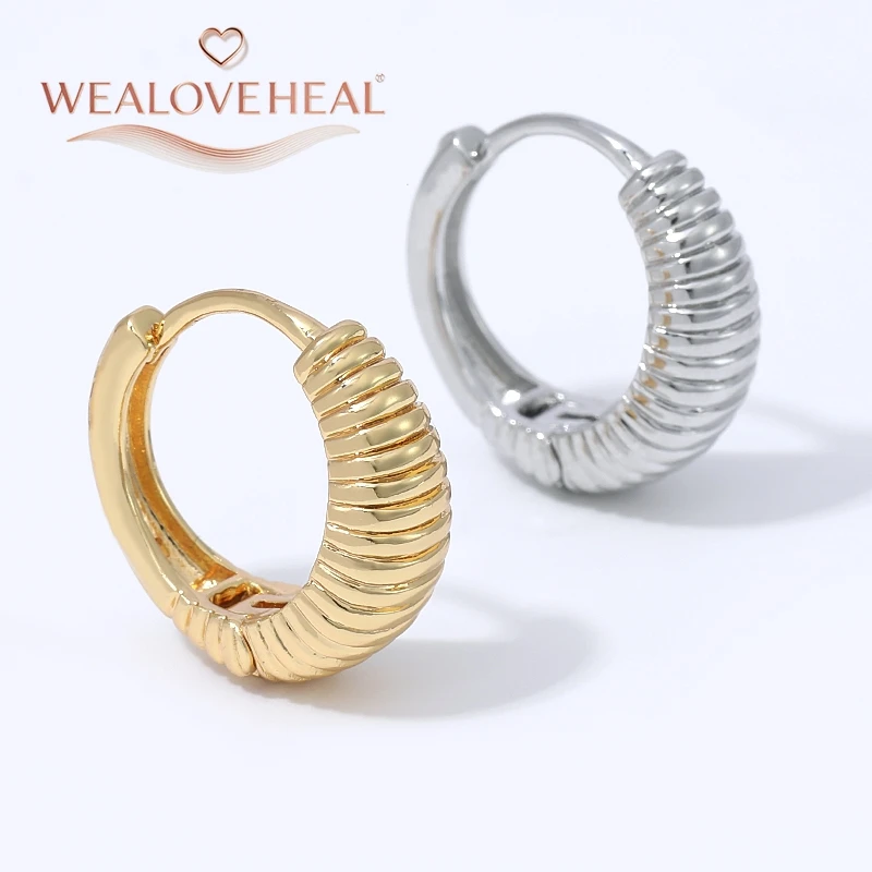 18K vergoldete Messing-Croissant-Huggie-Ohrringe, Vintage französische strukturierte Creolen für Damen, perfekt als Geschenk für den täglichen Gebrauch. – Detail 16