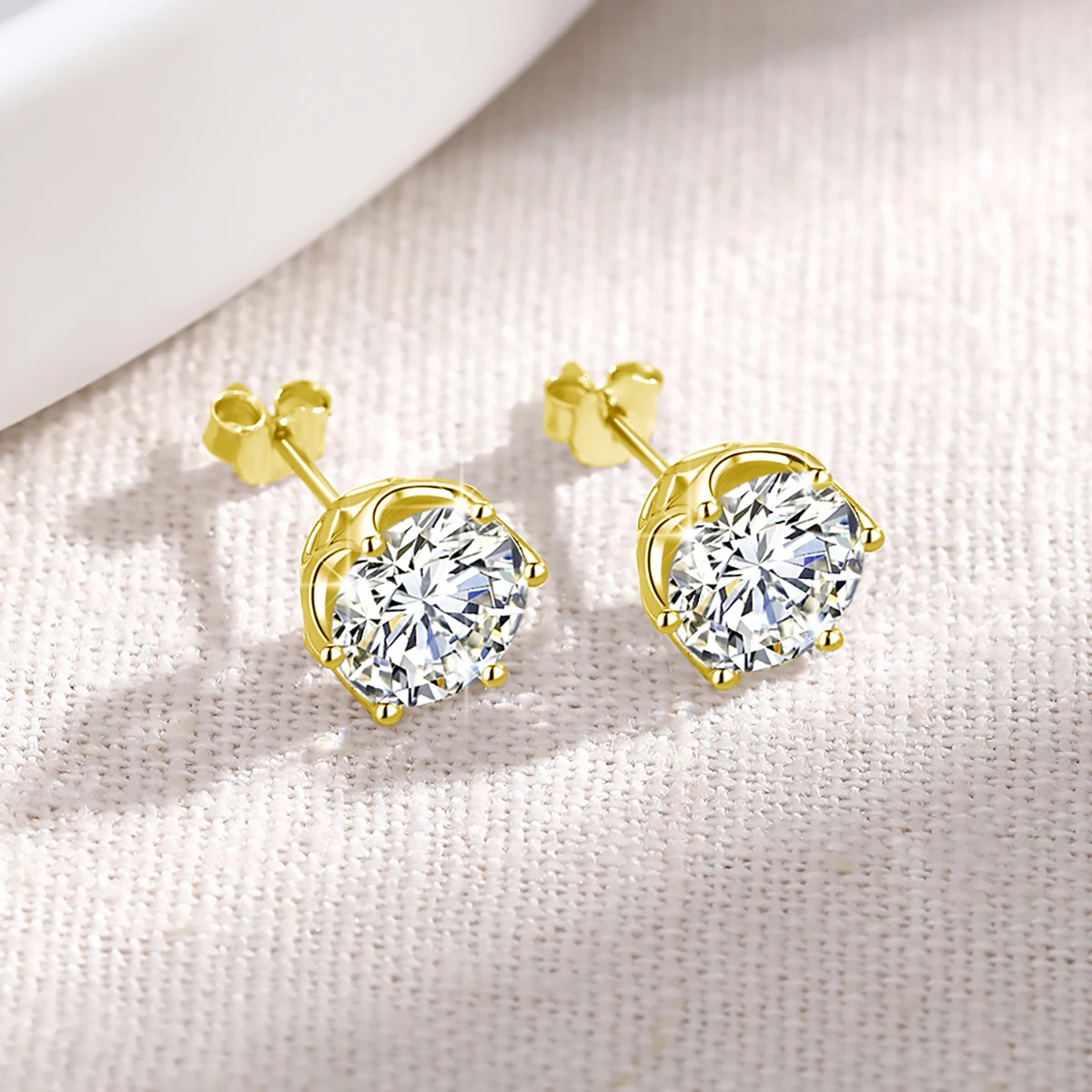 Thumbnail 4 - #6 Compare K Gold Earrings Before You Buy