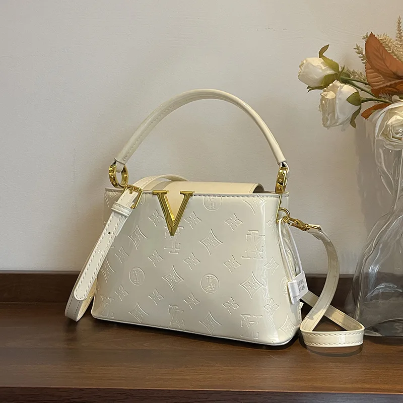 

Новая женская сумка-ведро из лакированной кожи: модная, универсальная, вместительная, с верхней ручкой, на плечо, через плечо, сумка-кроссбоди