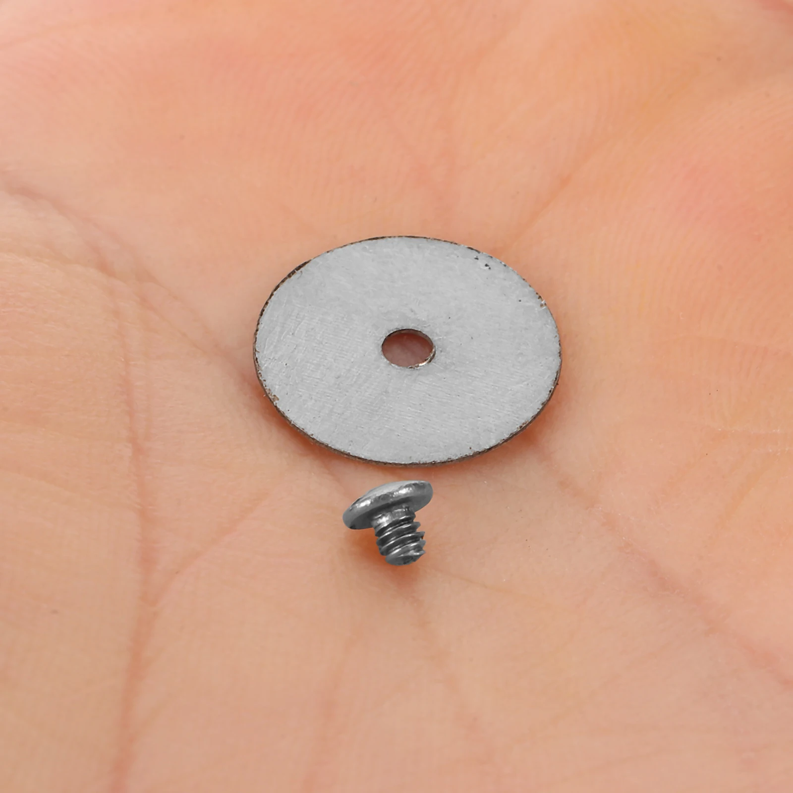

1 set Stainless Steel Screws Gaskets Wind Instrument Repair Kit Fixing Washers Flute Fastening Hardware Accessories for Flute