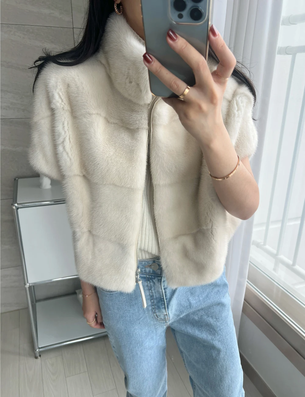 

Женская осенне-зимняя водолазка из искусственного меха, верхняя одежда, женский однотонный свободный пушистый жилет на молнии без рукавов, верхняя одежда