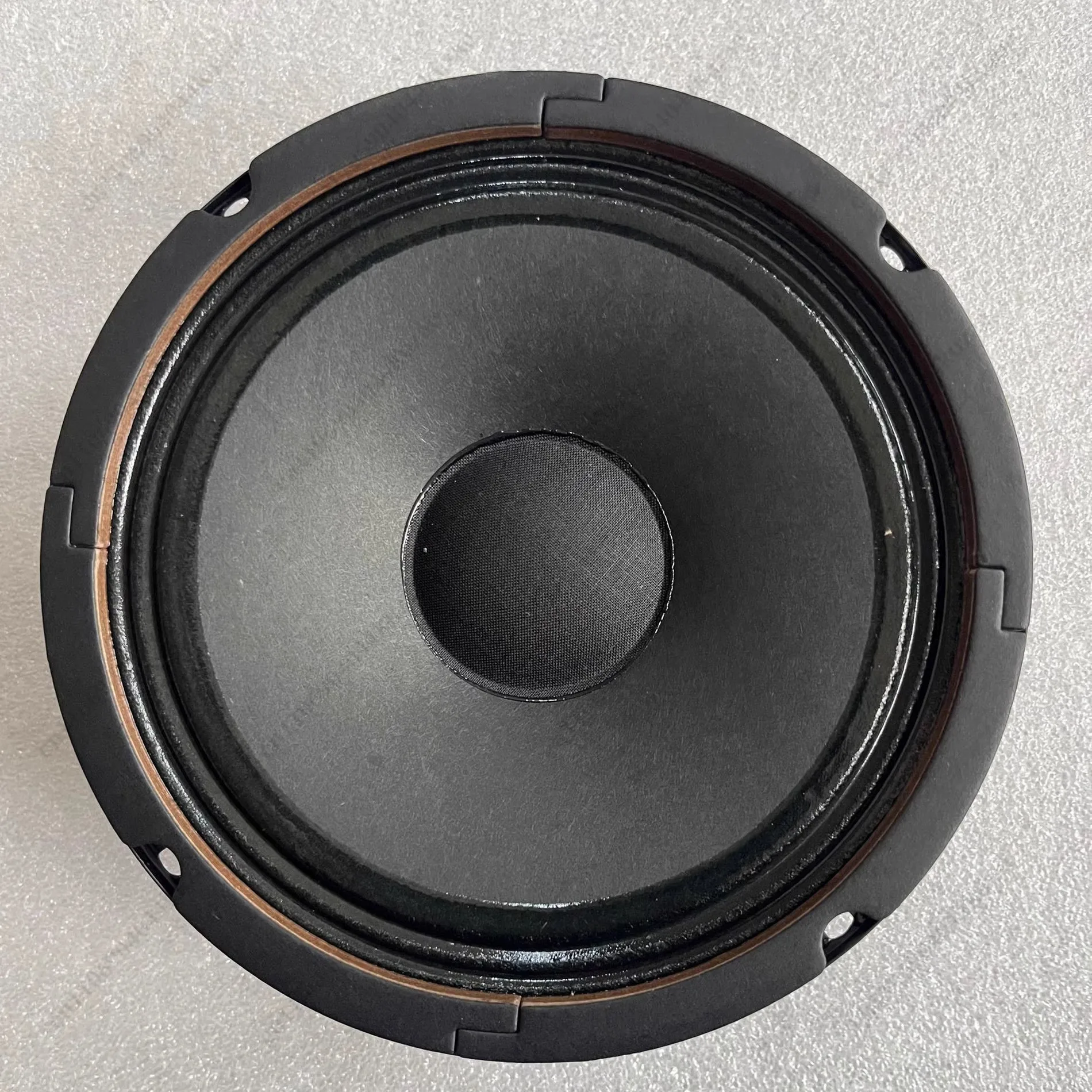 

6,5-дюймовый полнодиапазонный чувствительный приборный динамик — бумажный конус 4/8/16 Ом для электрогитары