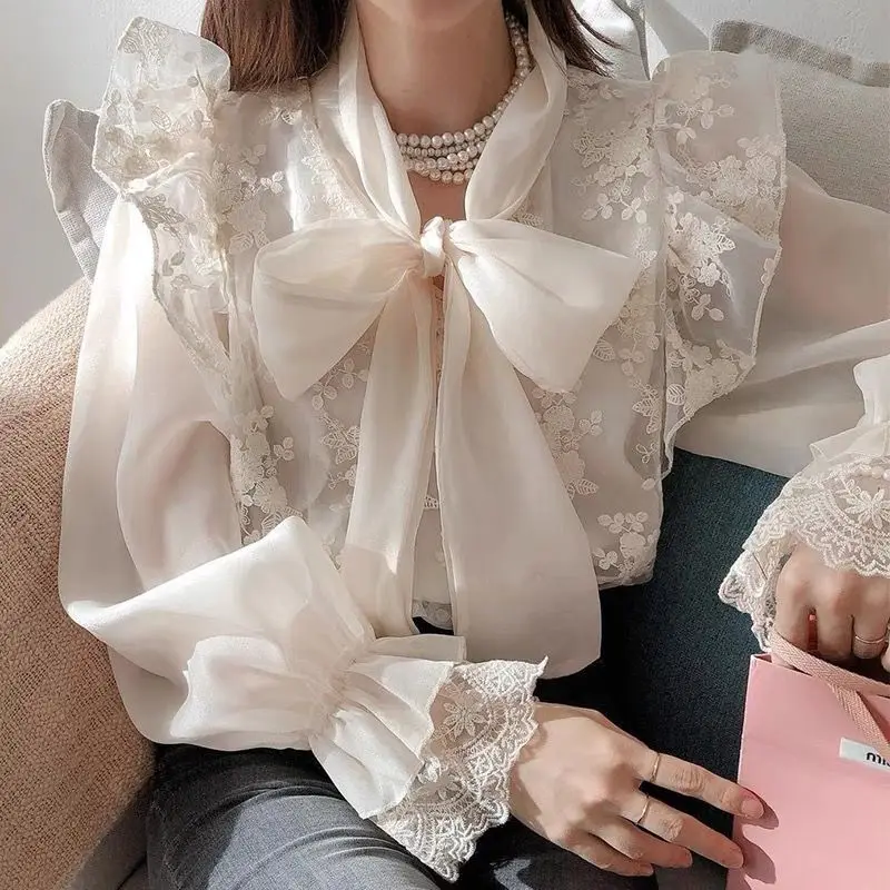 Korean Embroidery Flower Blouses for Women V-neck Bandage Shirts 2024 Blusas Mujer De Moda Vintage Elegant Flare Sleeve Blouse