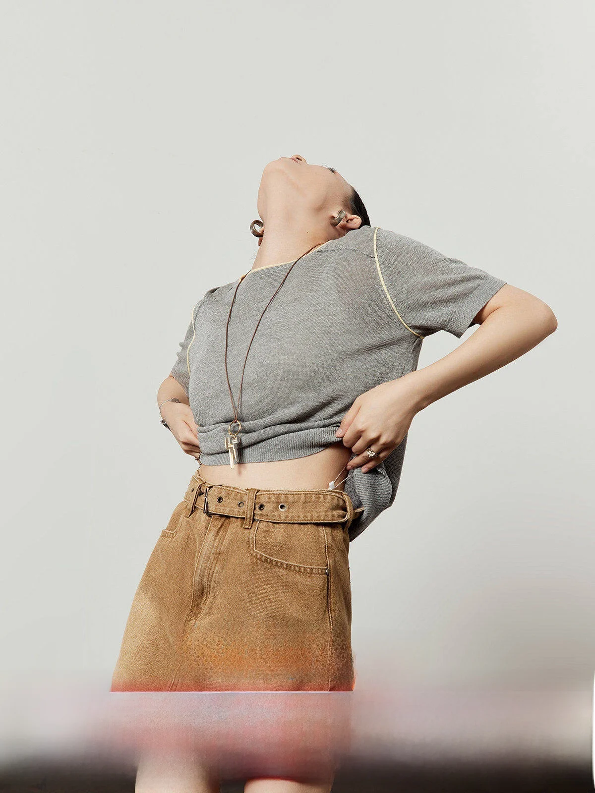 

ay round Ne ort Sve T-irt Women's Lightweight Loose Casual Simple Stitching Summer New Sle Commute Sle Pure Color