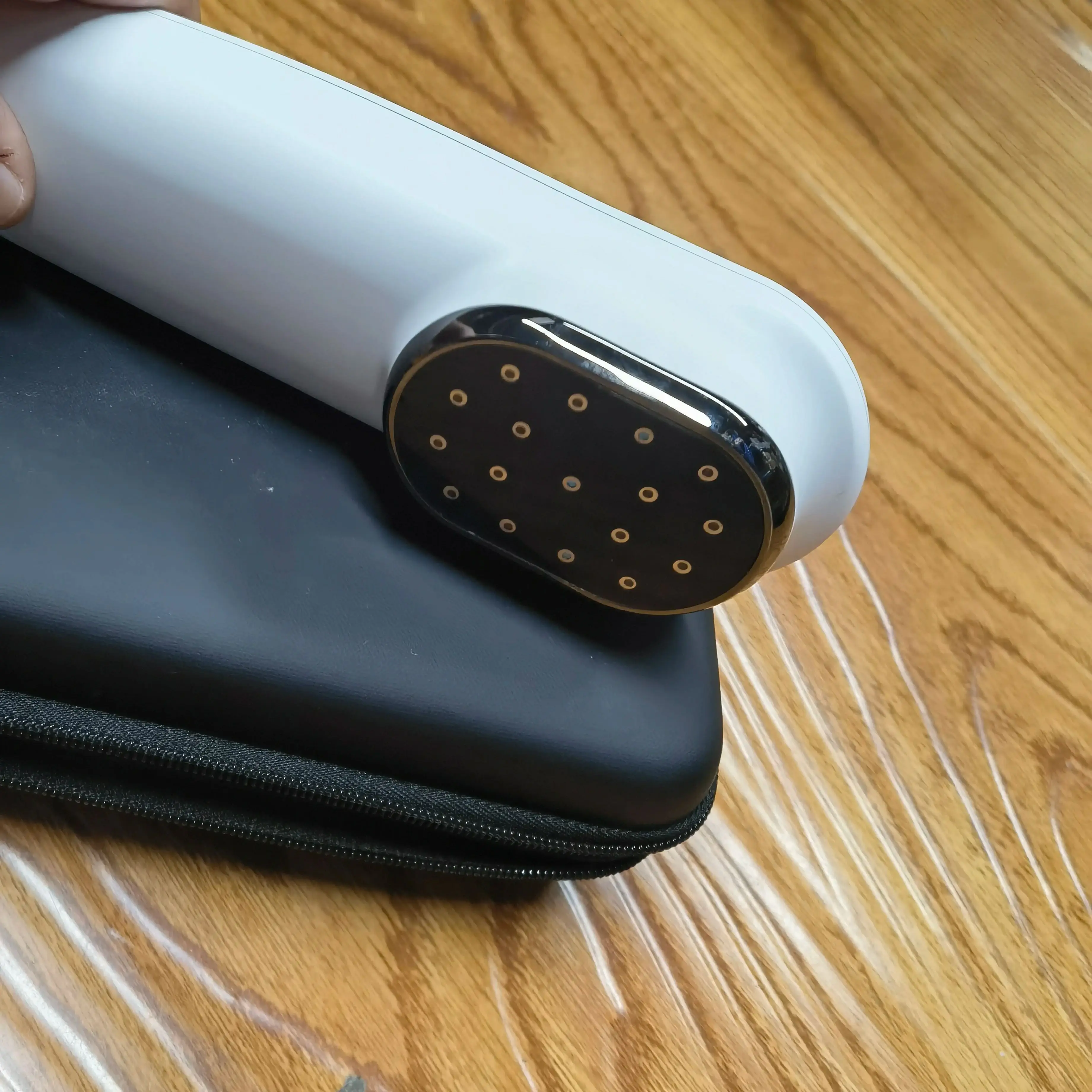 

Машина для холодной лазерной терапии медицинского класса для снижения воспалений и заживления ран Портативное устройство LLLT