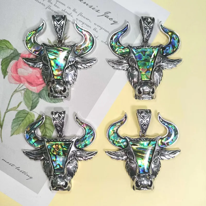 Antique-style inlaid cow head with abalone shell, full of imposing presence Shell diy Jewelry sweater chain pendant