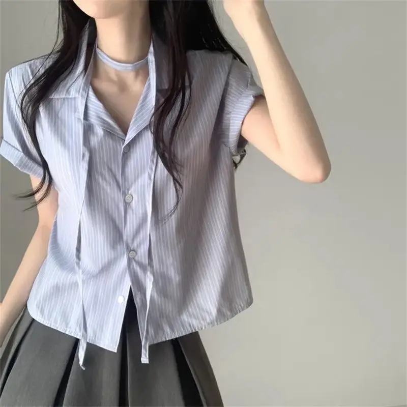 

2025 Spring and Summer New Short Sleeved Top Sweet and Spicy Striped Shirt Loose Women's Minimalist Shirt Short