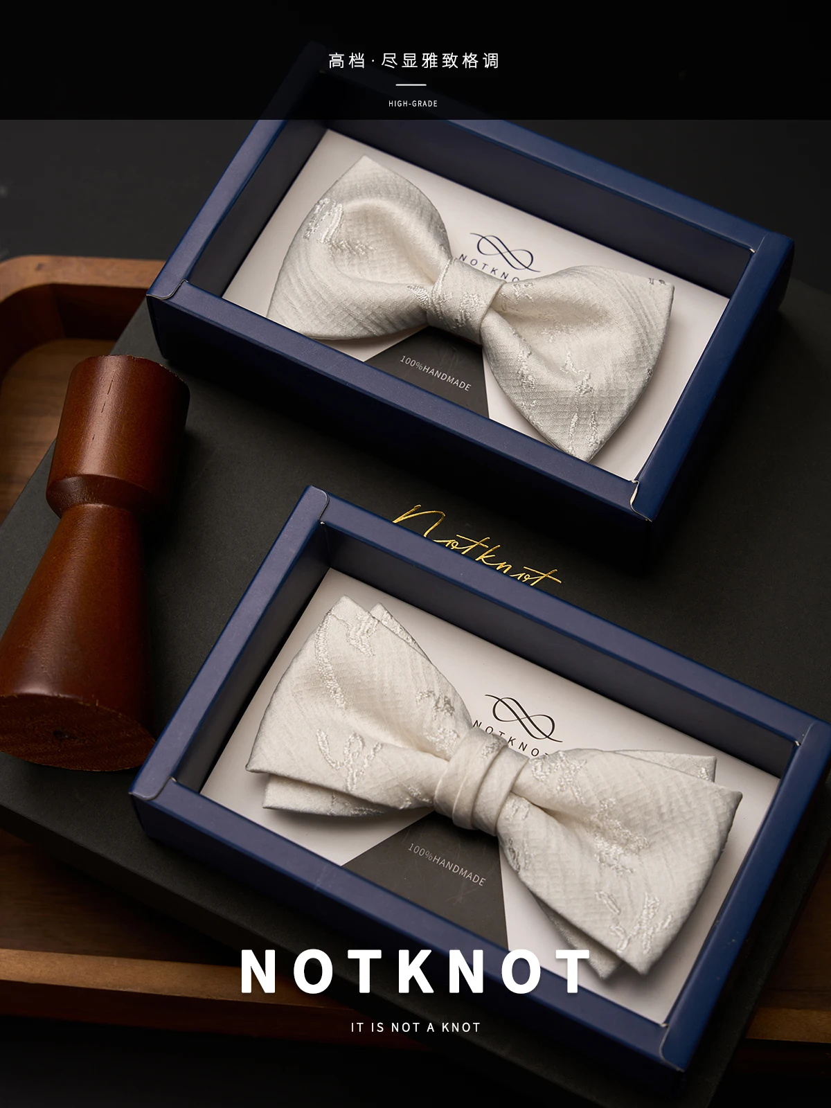 

Белый элитный свадебный жених, шафер, белый бант с вышивкой, мужской галстук-бабочка в подарочной упаковке