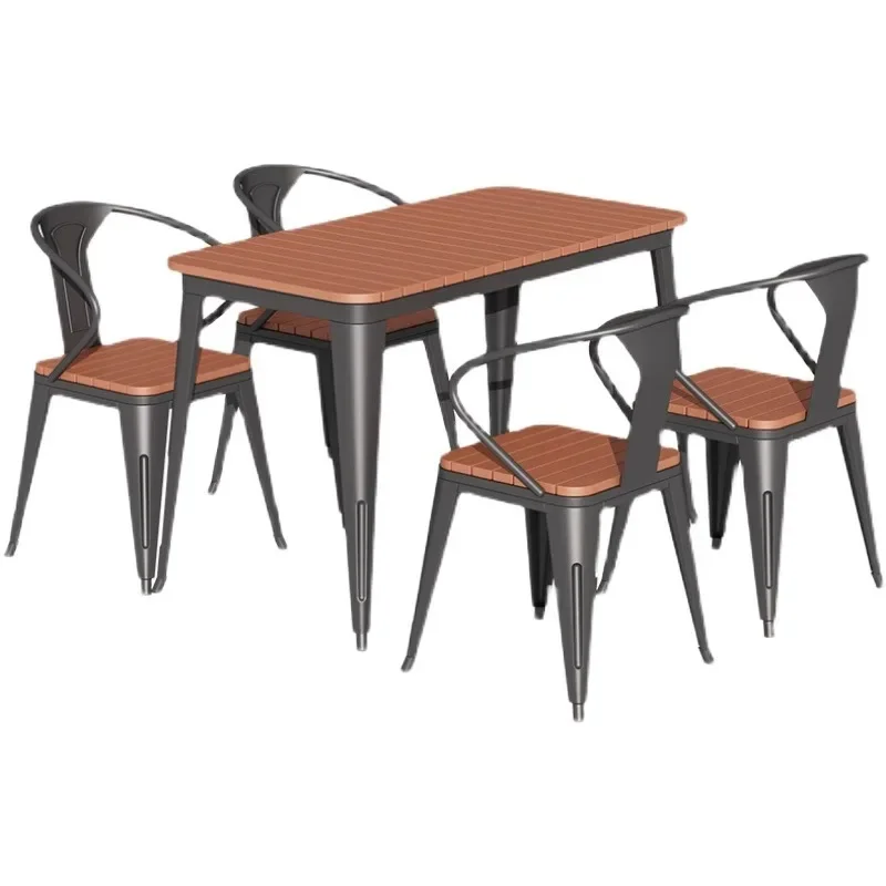 caffe-all'aperto-tavoli-e-sedie-per-trattative-all'aperto-cortile-della-villa-tavoli-e-sedie-per-il-tempo-libero-con-segnaletica-notturna