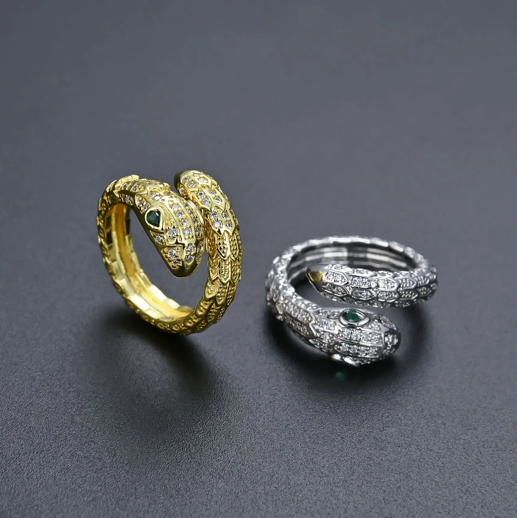 Fashion ins: cold wind, niche, unisex rings, single circle, snake scales, flashing snake head, CZ open ring