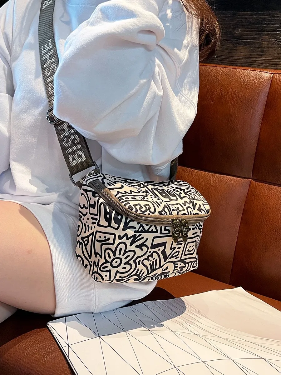 nuova-borsa-a-tracolla-graffiti-leggera-casual-da-viaggio-in-tessuto-oxford-moda-femminile-stile-hong-kong-borsa-da-petto-impermeabile