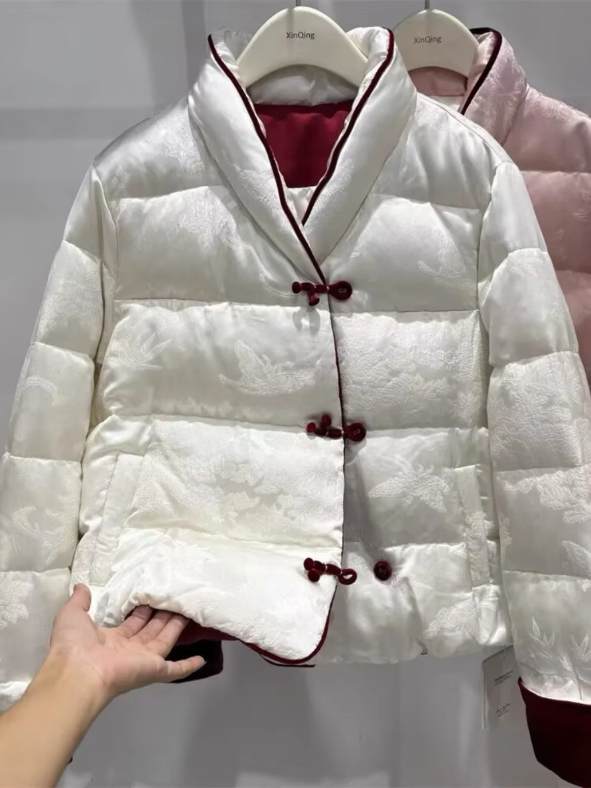 New Chinese Style National Trend Stand Collar down Cotton Jacket Women's Winter High End Tang Costume Thickened Embroidery Wa...
