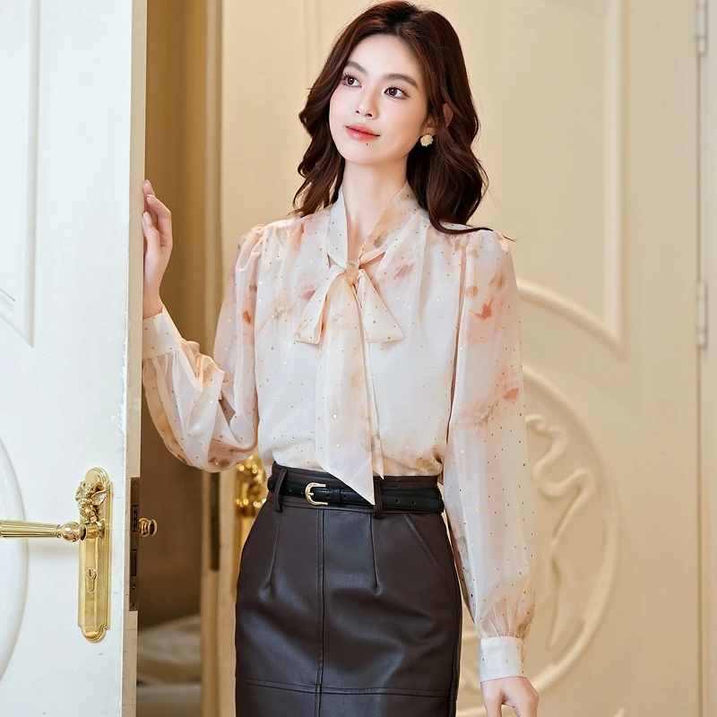 بلوزة قميص نسائية جديدة بأكمام طويلة وياقة على شكل فيونكة مطبوعة قميص شيفون بلوزة نسائية بلوزات قمصان Blusas Para Mujer 2025 Q740