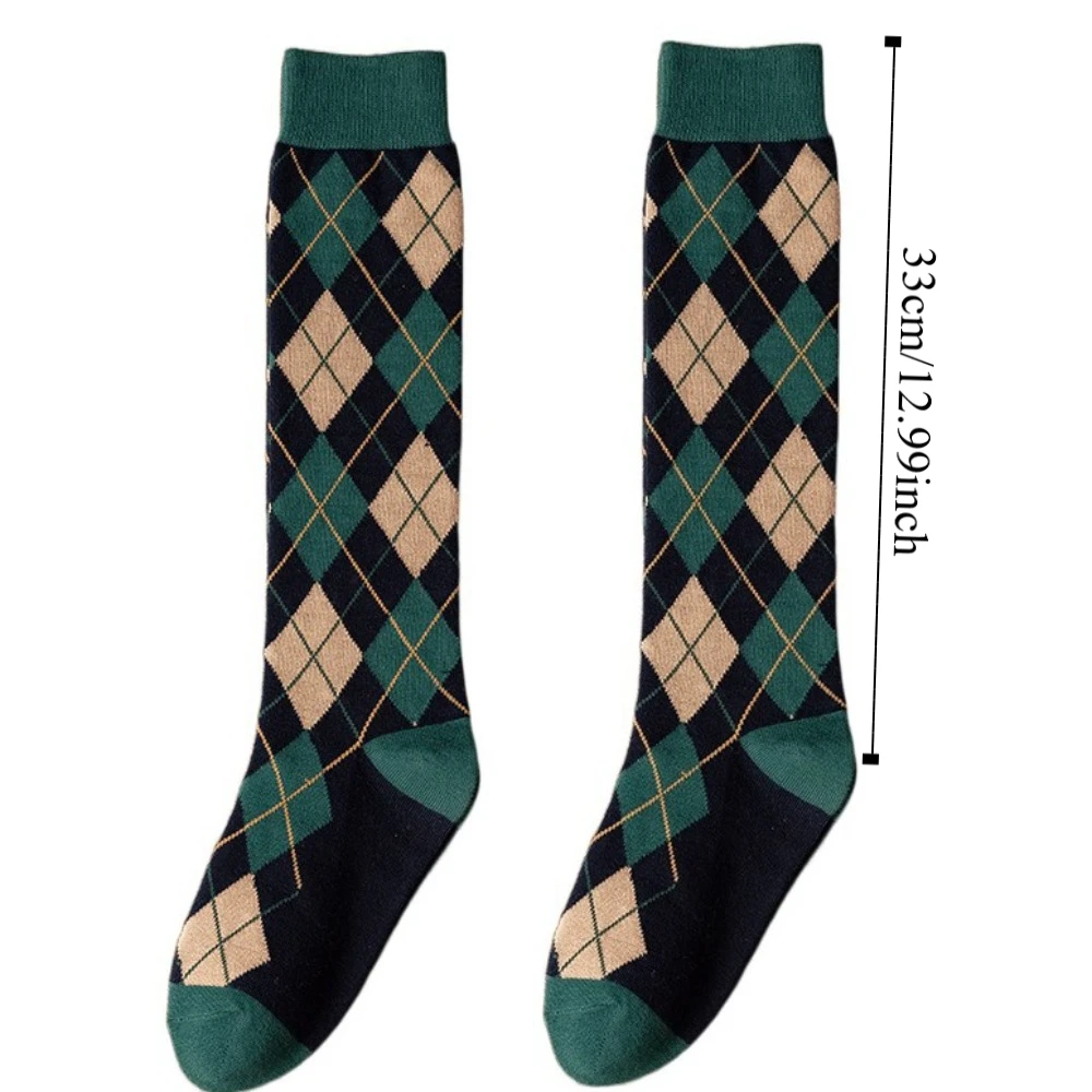 منقوشة شريط تحقق الجوارب الشارع الشهير مطاطا جوارب طويلة إلى الركب الجوارب الأكاديمية الغلاف الجوي النمط البريطاني الجوارب الطويلة فتاة